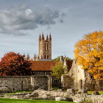 Pilgrims to visit Canterbury cathedral